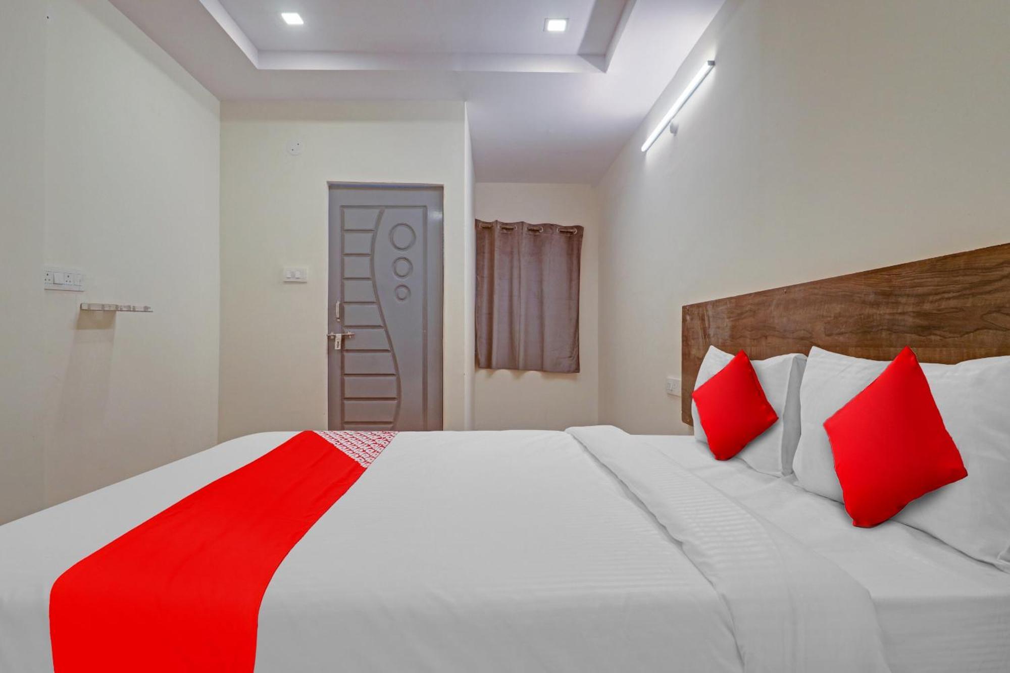 Hotel O R Square Bn Reddy Sururnagar 외부 사진